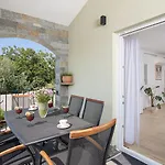 Villa Eman